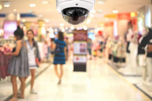 Équiper une boutique de prêt-à-porter de caméras de surveillance Nîmes
