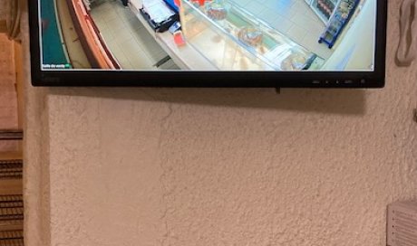 Installation d un système de vidéosurveillance Dahua en ardèche à Ruoms dans une boulangerie par aytech sécurity